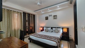 1 BHK Service Apartment in Greater Kailash-1 (10)