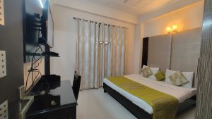 2 BHK Service Apartment Vasant Kunj9