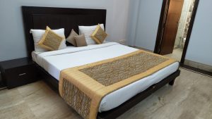 2 BHK Service Apartment in Greater Kailash-2 (2)