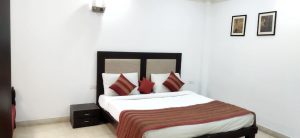 3 BHK plus Study Service aApartment Greater Kailash-1