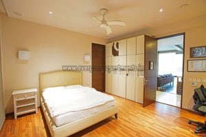 5 bhk furnished apartment flat panchsheel park south delhi (7)