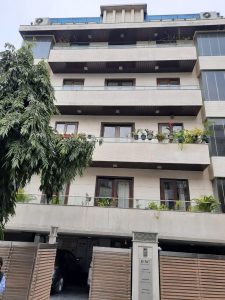 4 BHK Apartment for Rent in Defence Colony