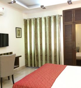 4 BHK Service Apartment in Defence Colony