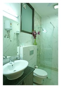 2 BHK Service Apartment Fortis Hospital Vasant Kunj