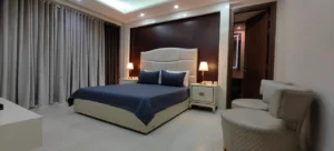 3 BHK Defence Colony C-Block01200